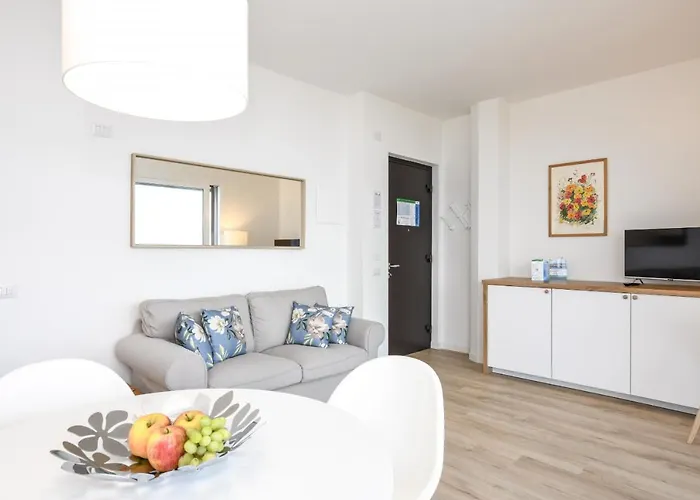 Mgh Torri Del Benaco